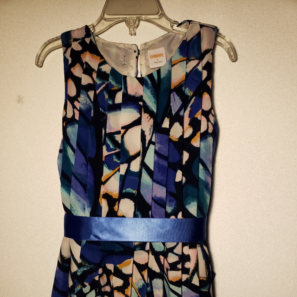 Girls dress